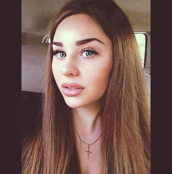 Живу в Москве. У меня много возможностей для тебя 😉 Сексуальный массаж, эротические игры, стриптиз и многое другое. Готова оказать тебе незабываемое время, где ты сможешь расслабиться и получить удовольствие. Мои услуги полностью конфиденциальны и безопасны. Посмотри мои фото и отзывы и ты увидишь, насколько я привлекательна и маняща. 🌟 Ты точно не пожалеешь, если проведешь время со мной. Сделаем нашу встречу необычной и запоминающейся. 🌹 Лиза